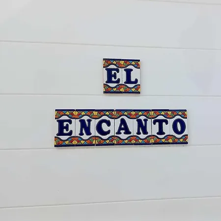 El Encanto De (adults Only) Lägenhet